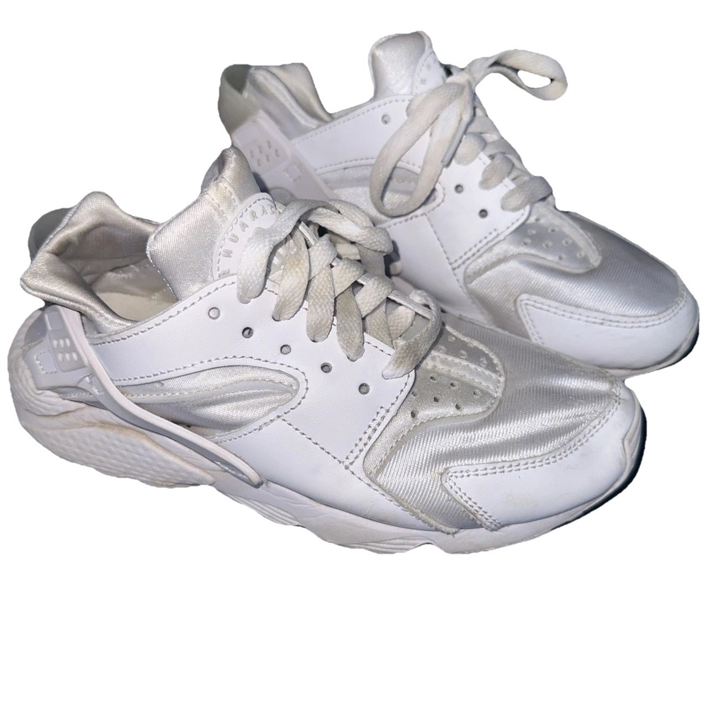 Womens Nike Air‎ Huarache Run Triple White Running Shoe Size 6 DH4439-102
